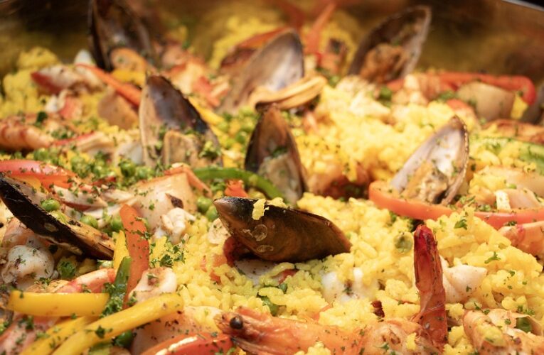 Renaissance Dhaka Gulshan Hotel Introduces “Taste of the Sea” dinner buffet