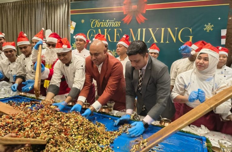 Hotel Sarina Dhaka Hosts Annual Christmas Cake-Mixing Ceremony