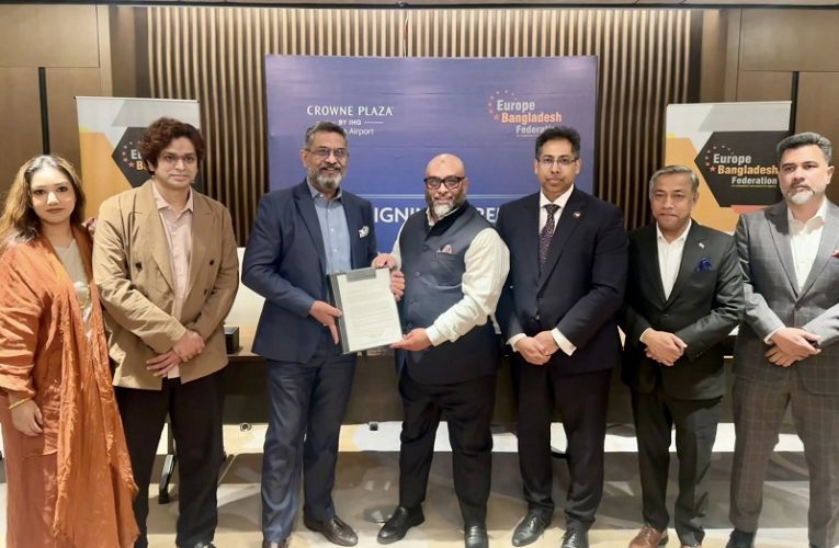 EBFCI signs of MoU with Crowne Plaza Dhaka Airport